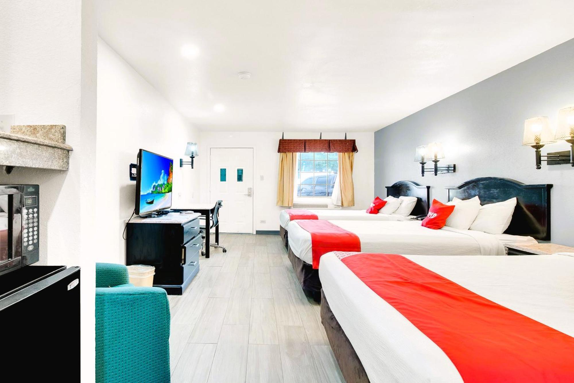Three Rivers Executive Inn & Suites By Oyo Екстериор снимка